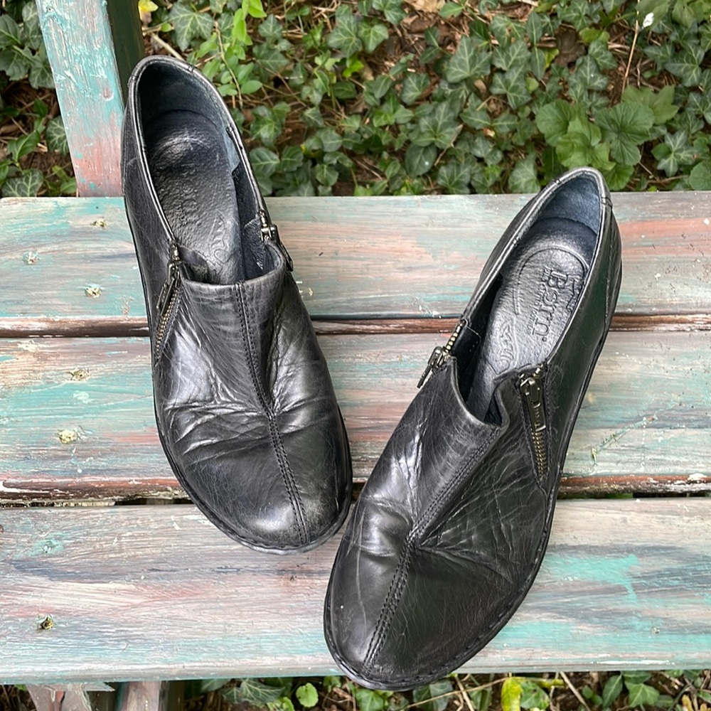 Black BORN heeled booties | size 9